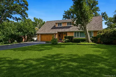 Exterior - 107 Lake Shore Dr, Patchogue, NY 11772 photo 8 of 9