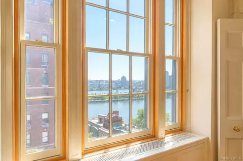 30 Sutton Pl #12 E, New York, NY 10022