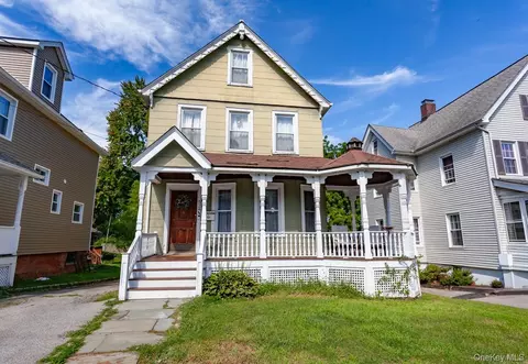 Exterior - 524 Simpson Pl, Peekskill, NY 10566 photo 2 of 4