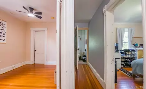 Entry Way - 524 Simpson Pl, Peekskill, NY 10566 photo 5 of 9