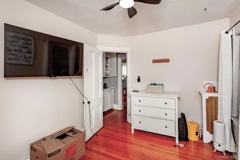 Bedroom - 524 Simpson Pl, Peekskill, NY 10566 photo 5 of 7