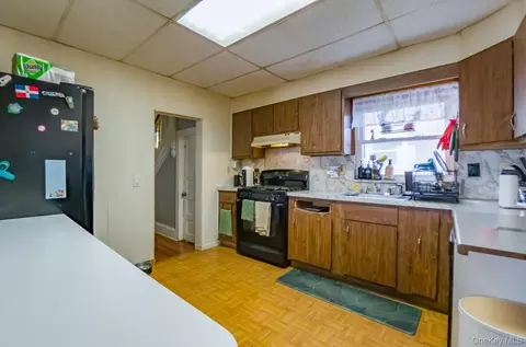 Kitchen - 524 Simpson Pl, Peekskill, NY 10566 photo 1 of 1