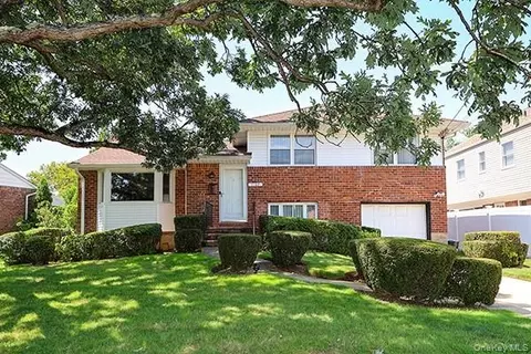 1102 Lawrence Rd, North Bellmore, NY 11710
