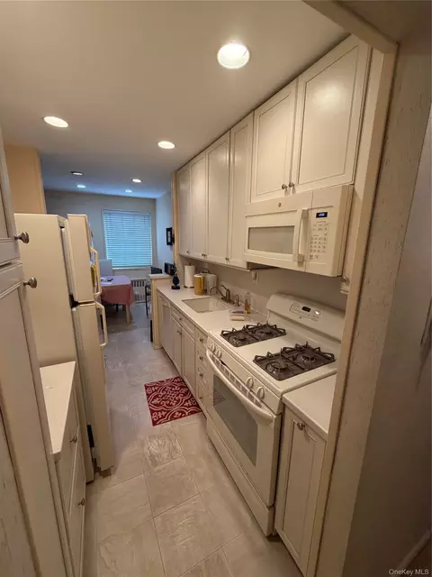 84-39 Apt 4l 153 Ave #4L, Howard Beach, NY 11414