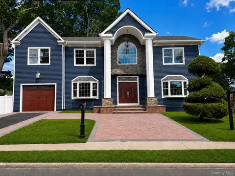 993 Orlando Ave, West Hempstead, NY 11552