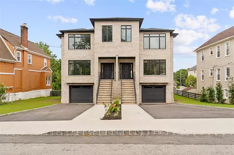 230 Trenchard St, Yonkers, NY 10704