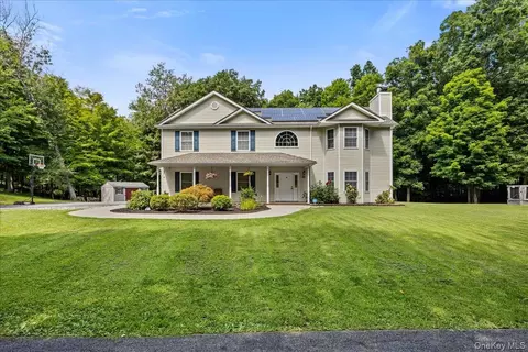 83 Whitford Rd, Minisink, NY 10998
