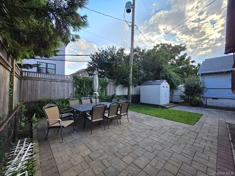 354 E Beech St, Long Beach, NY 11561 photo 8