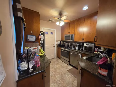 354 E Beech St, Long Beach, NY 11561 photo 3