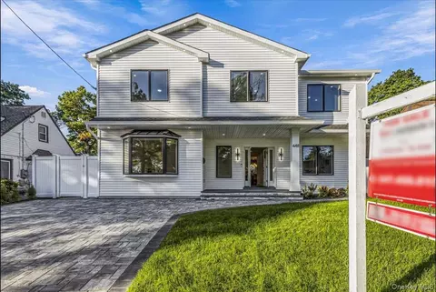 448 Coolidge St, West Hempstead, NY 11552