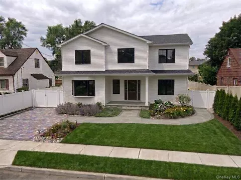 448 Coolidge St, West Hempstead, NY 11552