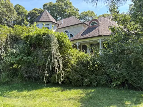 Exterior - 59 Hidden Pheasant Path, Wading River, NY 11792 photo 2 of 12