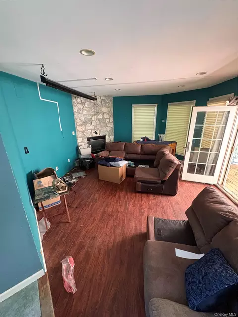 Living - 59 Hidden Pheasant Path, Wading River, NY 11792 photo 1 of 1