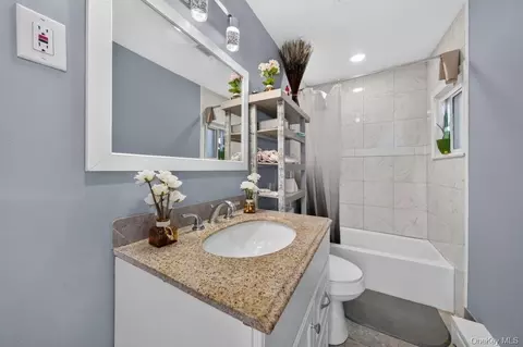 Bath - 14 Electric St, Patchogue, NY 11772 photo 1 of 2