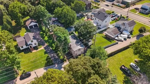 View/Area - 14 Electric St, Patchogue, NY 11772 photo 4 of 6