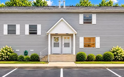 292 Hubert Humphrey Dr, Ramapo, NY 10977