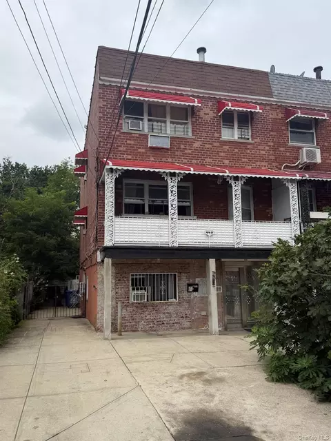 449 Castle Hill Ave, New York, NY 10473