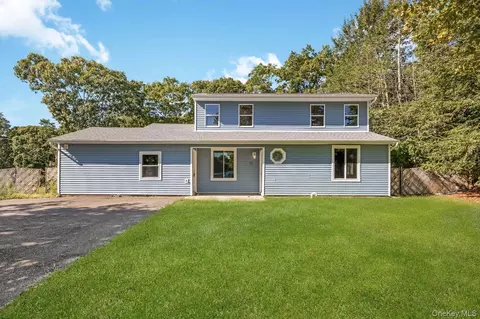 99 Ontario St, Port Jefferson Station, NY 11776