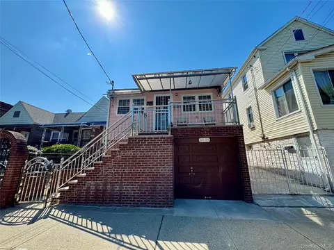 25-18 82nd St, New York, NY 11370