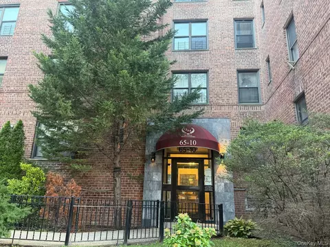 6510 108th St #4G, New York, NY 11375