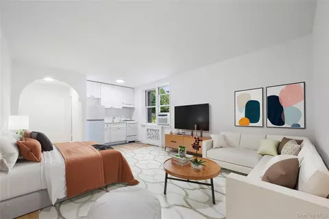 5645 Netherland Ave #2F, New York, NY 10471