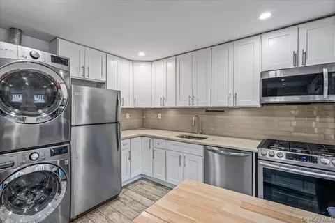 64-62 223rd Pl #2, Oakland Gardens, NY 11364