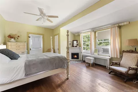 Bedroom - 5 Trinity Pl, Cornwall, NY 12518 photo 1 of 8