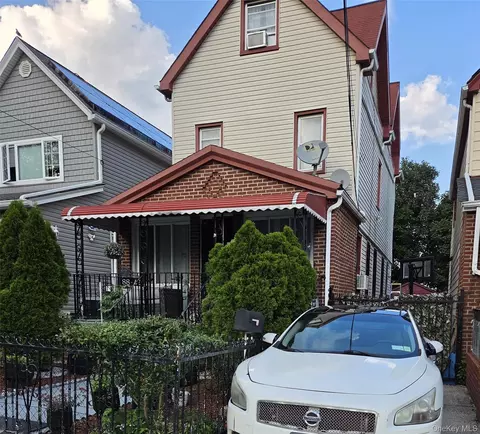 88-47 201st St, New York, NY 11423
