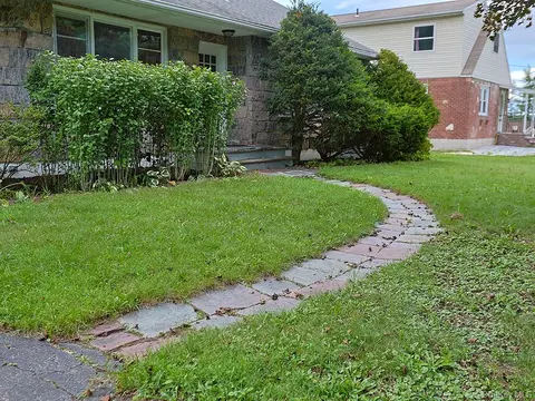 Exterior - 21 Pleasant View Rd, Poughkeepsie, NY 12603 photo 6 of 14