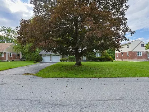 Exterior - 21 Pleasant View Rd, Poughkeepsie, NY 12603 photo 3 of 14