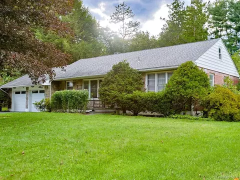 Exterior - 21 Pleasant View Rd, Poughkeepsie, NY 12603 photo 8 of 14