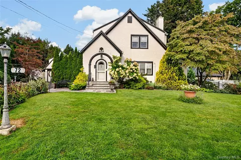 72 Hartsdale Rd, Greenburgh, NY 10523