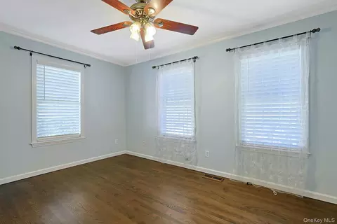 Bedroom - 75 Franklin Ave, Mount Pleasant, NY 10595 photo 1 of 6