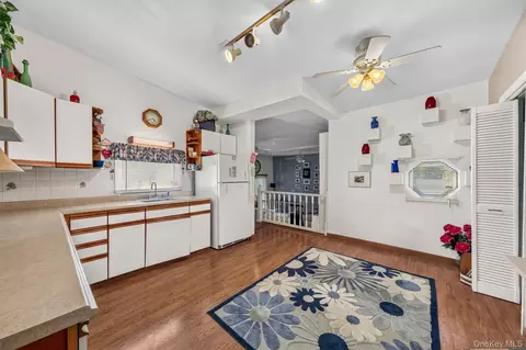 Kitchen - 295 Baxtertown Rd, Fishkill, NY 12524 photo 7 of 7