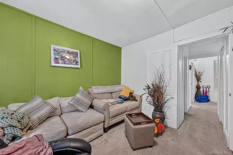 Entry Way - 295 Baxtertown Rd, Fishkill, NY 12524 photo 1 of 5