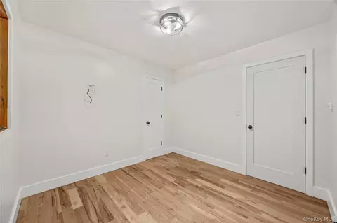 Bedroom - 24 Babbling Brook Ln, Philipstown, NY 10516 photo 3 of 6