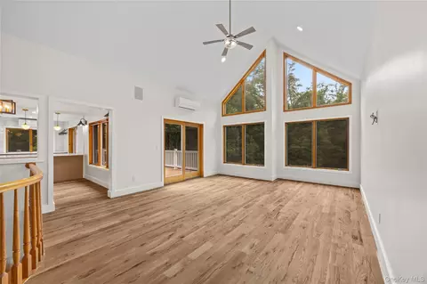 Living - 24 Babbling Brook Ln, Philipstown, NY 10516 photo 1 of 3