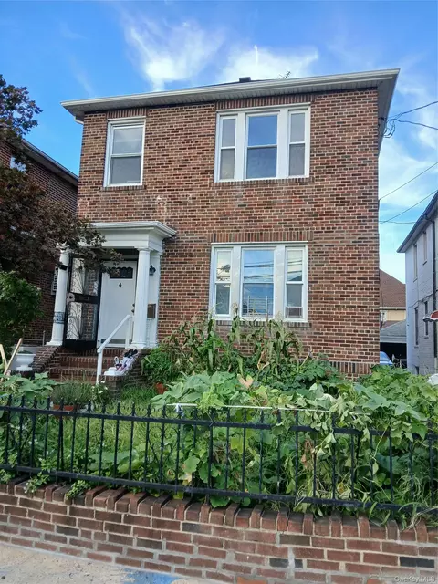 Gillmore Street Street, New York, NY 11369
