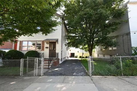 1313 126th St, New York, NY 11356