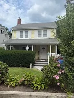 69 Bar Beach Rd, North Hempstead, NY 11050