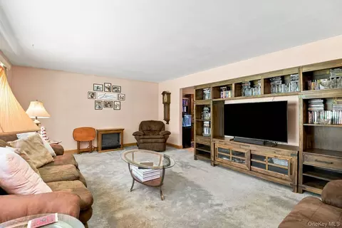 Living - 26 Woods Rd, Philipstown, NY 10516 photo 2 of 2