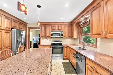 Kitchen - 26 Woods Rd, Philipstown, NY 10516 photo 4 of 4