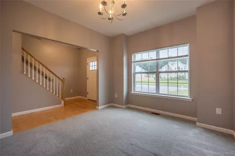 Living - 18 Page Ct, Poughkeepsie, NY 12603 photo 1 of 7