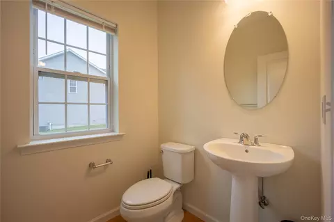 Entry Way - 18 Page Ct, Poughkeepsie, NY 12603 photo 3 of 5