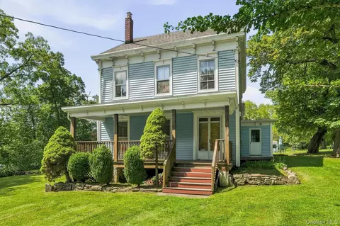 2430 State Route 207, Hamptonburgh, NY 10916