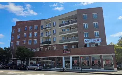 149-06 Northern Blvd #3F, New York, NY 11354