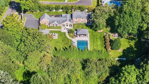 8 Rose Hill Rd, Ramapo, NY 10901