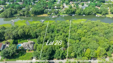 28 Inlet View Path, East Moriches, NY 11940