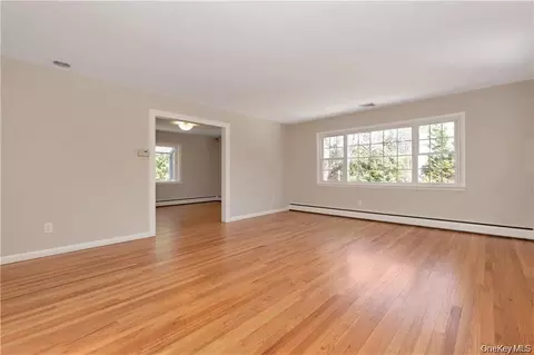 Living - 3 Lea Pl, Rye, NY 10580 photo 2 of 11