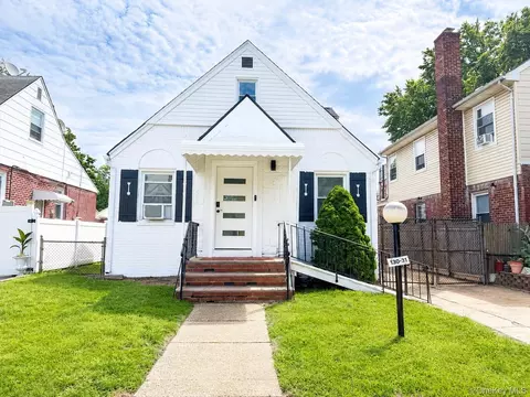 130-31 218 St, Laurelton, NY 11413